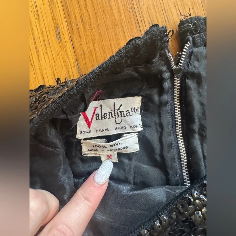 60s Vintage Black Sequin Knit Blouse and Skirt Set Medium - Picture 11 of 14